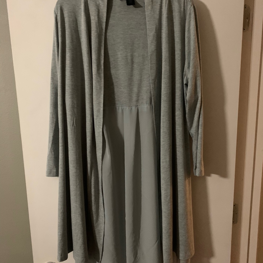 Esperanza woman grey duster 2x